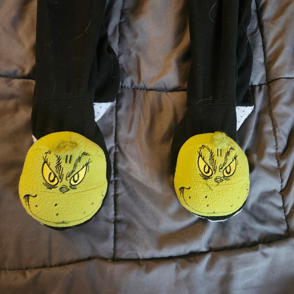 Dr. Seuss Black and Yellow Grinch Leggings